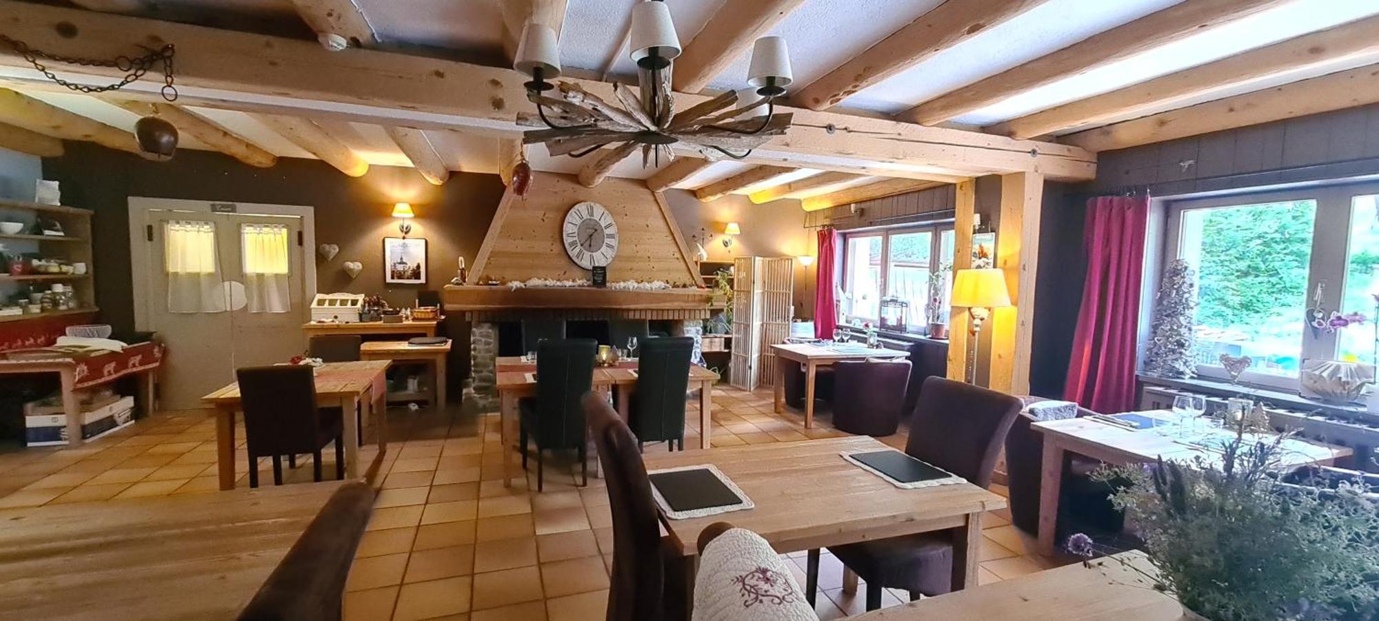 Longefoy Hotel Et Appart'Hotel Restaurant L'Adray מראה חיצוני תמונה